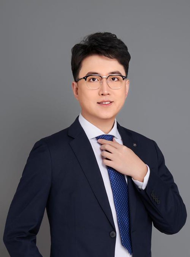 山西律师事务所风云：专业化与多元化的双面镜像